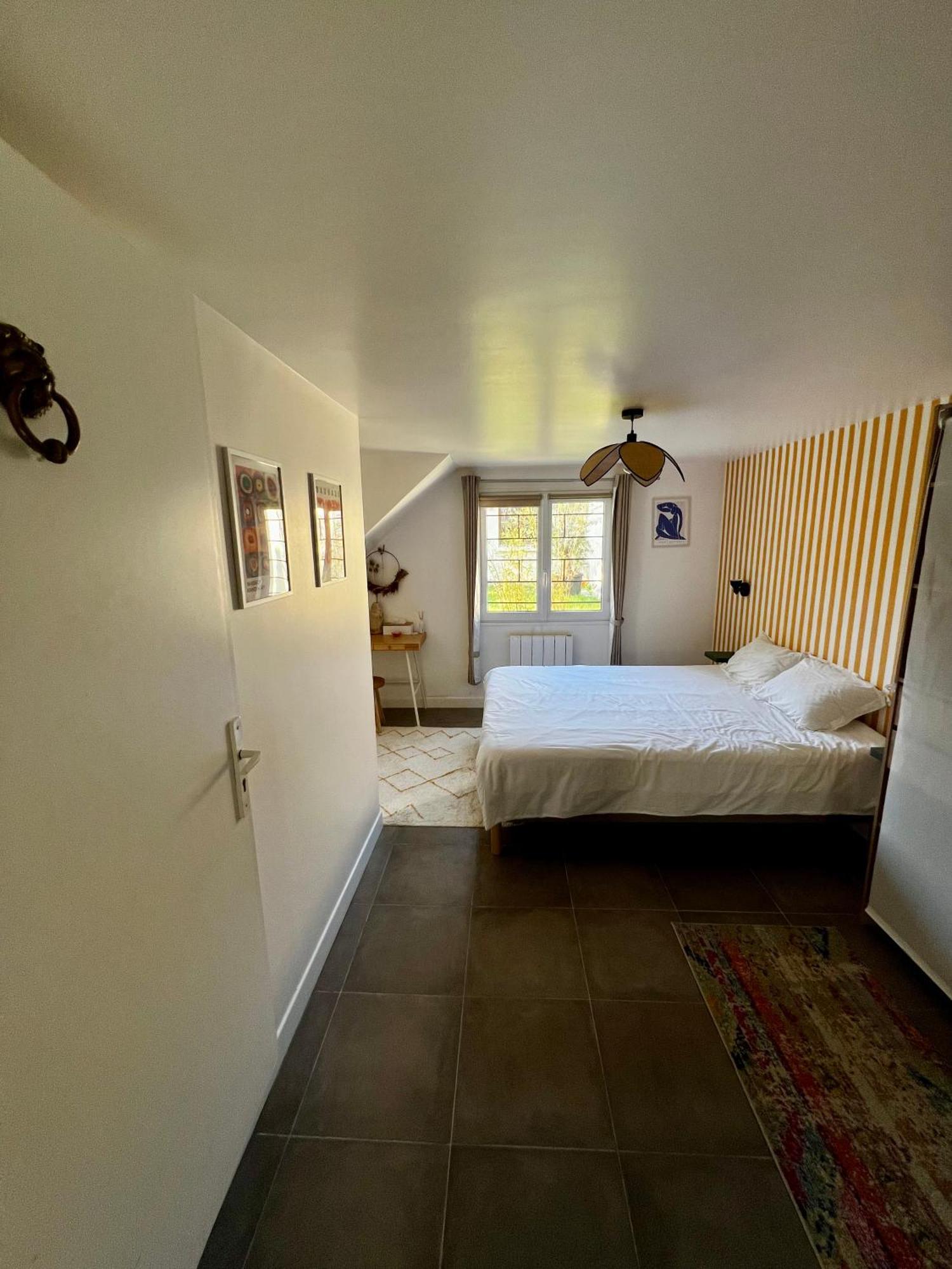 Chambre Dans Maison Meuliere Avec Jardin Chelles  Εξωτερικό φωτογραφία